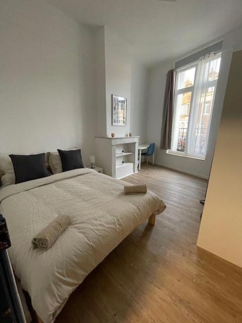 La Leonce, Superbe Appartement Plein Centre Armentières Exterior foto